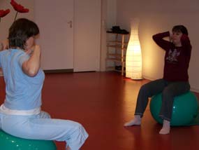 Training und Entspannung der Schulter- und Nackenmuskeln